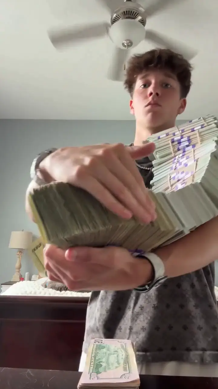 Original reference video: Original money flex clip
